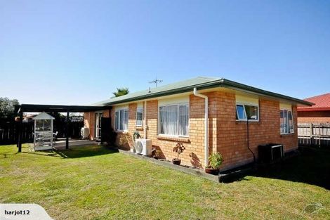 Photo of property in 13 Catalina Drive, Melville, Hamilton, 3206