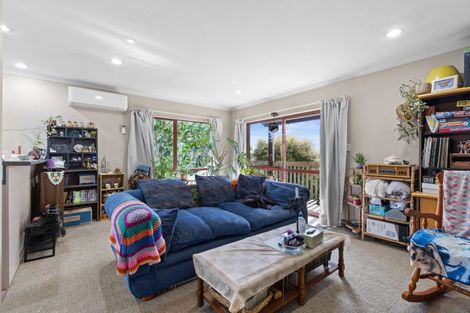 Photo of property in 94 Forest Lake Road, Forest Lake, Hamilton, 3200