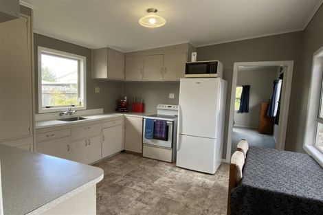 Photo of property in 5 Oak Avenue, Nawton, Hamilton, 3200