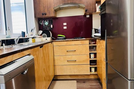 Photo of property in 25a Kenwyn Terrace, Newtown, Wellington, 6021