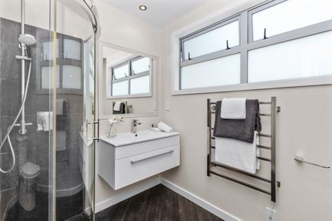 Photo of property in 9a Saint Hill Lane, Havelock North, 4130