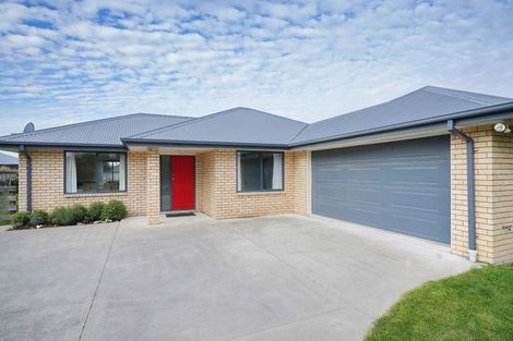 Photo of property in 32 Wellington Street, Ashley, Rangiora, 7477