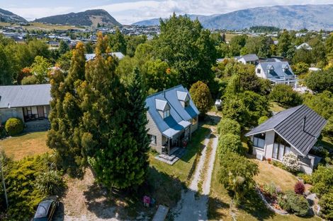 Photo of property in 68 Hunter Crescent, Wanaka, 9305
