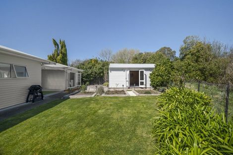 Photo of property in 12 Margaret Avenue, Havelock North, 4130