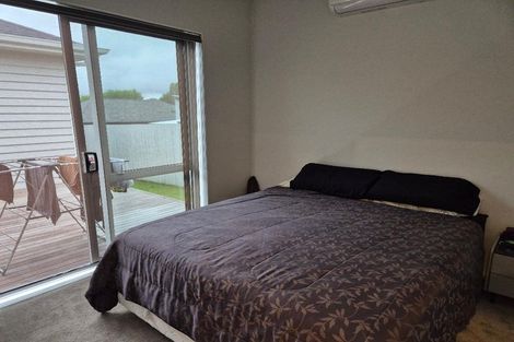 Photo of property in 5 Siren Street, Wainui, 0932