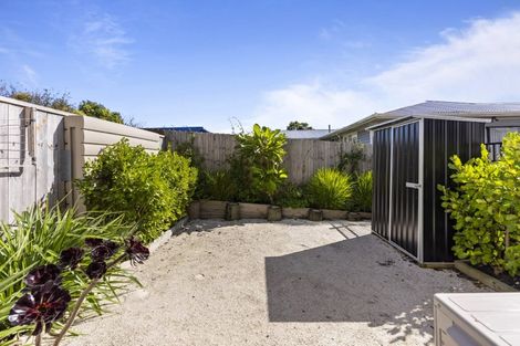 Photo of property in 7/45 Vera Road, Te Atatu South, Auckland, 0610