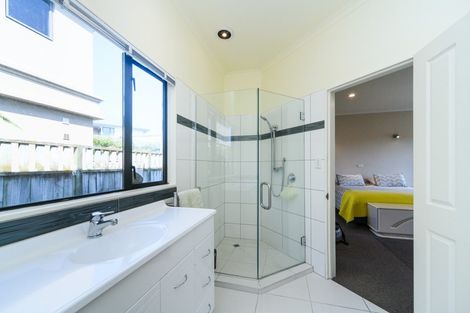 Photo of property in 5 The Strand, Fitzherbert, Palmerston North, 4410