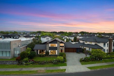 Photo of property in 10 Lake Drive, Karaka, Papakura, 2113