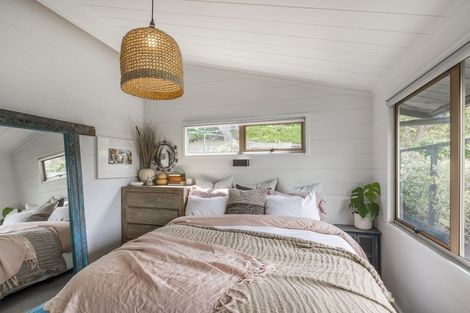 Photo of property in 19 Renown Road, Raumati South, Paraparaumu, 5032