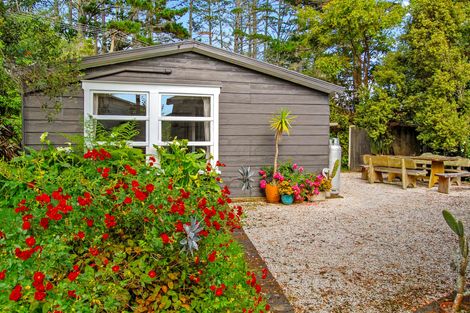 Photo of property in 72 Oneriri Road, Kaiwaka, 0573