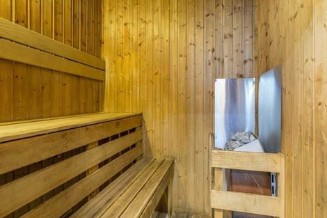 Photo of property in 7 Maori Hut Road, Red Beach, 0932