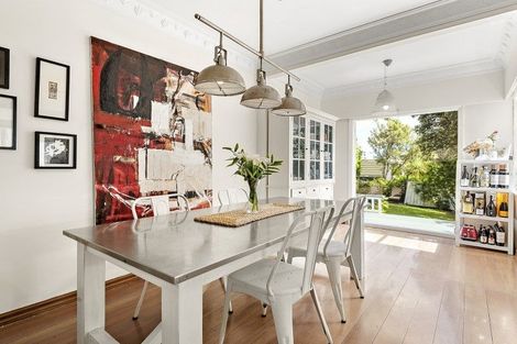 Photo of property in 100 Barnard Street, Wadestown, Wellington, 6012