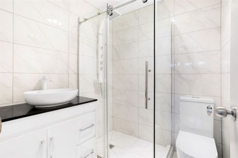 Photo of property in 318 Triangle Road, Massey, Auckland, 0614