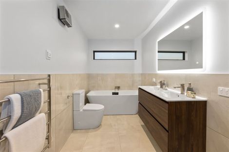 Photo of property in 3 Picadilly Avenue, Casebrook, Christchurch, 8051