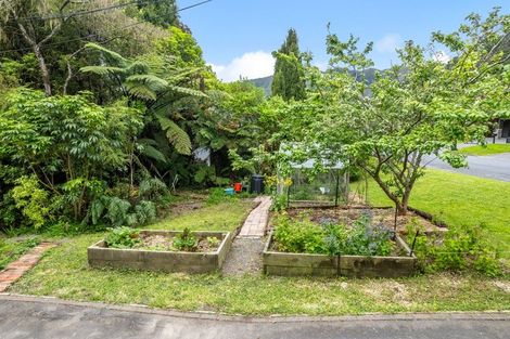 Photo of property in 80 Raukawa Street, Stokes Valley, Lower Hutt, 5019
