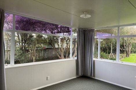 Photo of property in 28 Kings Drive, Levin, 5510