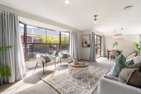 Photo of property in 2/41 Athlone Crescent, Avalon, Lower Hutt, 5011