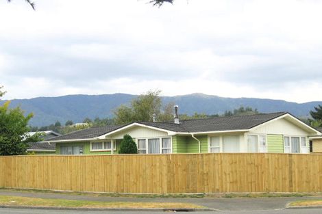 Photo of property in 58 California Drive, Totara Park, Upper Hutt, 5018