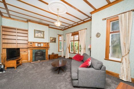Photo of property in 136 Russell Street, Palmerston North, 4414