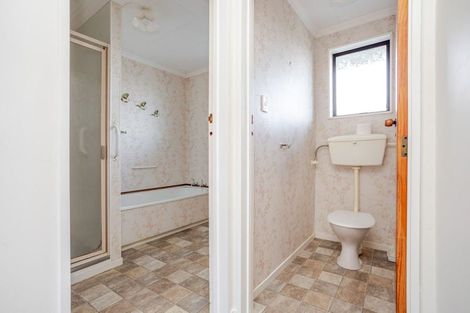 Photo of property in 9 Mcphee Street, Dannevirke, 4930