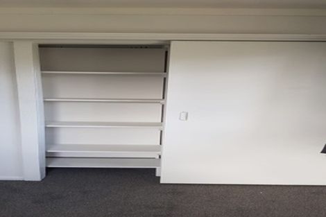 Photo of property in 1/46 View Road, Henderson, Auckland, 0612