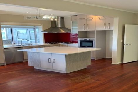 Photo of property in 386 Lake Road, Takapuna, Auckland, 0622