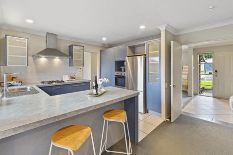 Photo of property in 6 Fergy Crescent, Wattle Downs, Auckland, 2103