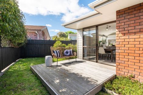 Photo of property in 2/41 Athlone Crescent, Avalon, Lower Hutt, 5011