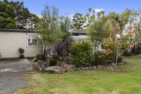 Photo of property in 3 Ferndale Avenue, Leigh, 0985