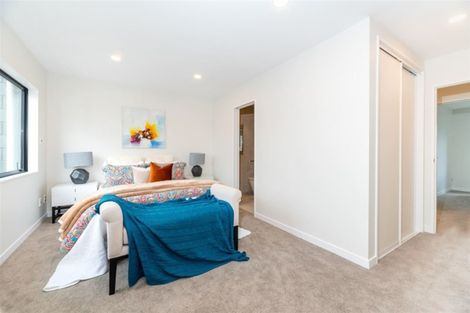 Photo of property in 6 Meritage Lane, Te Atatu South, Auckland, 0610