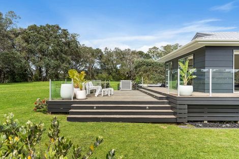 Photo of property in 113 Moana Anu Anu Avenue, Whangamata, 3620