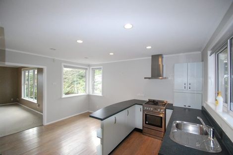 Photo of property in 54 Montgomery Avenue, Karori, Wellington, 6012