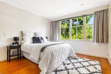 Photo of property in 342 Titirangi Road, Titirangi, Auckland, 0604