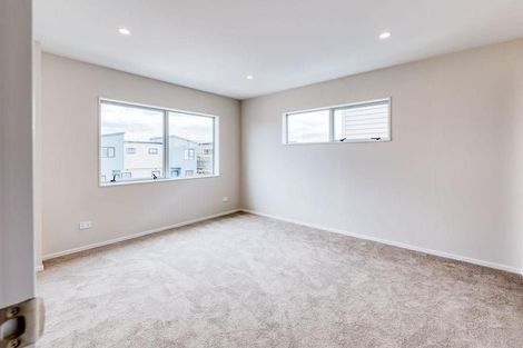 Photo of property in 18 Tumu Road, Papakura, 2110