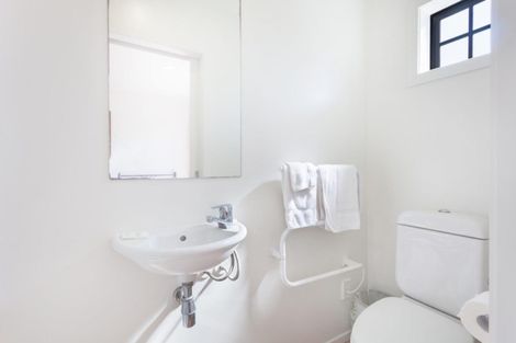 Photo of property in 9/346 Oceanbeach Road, Mount Maunganui, 3116