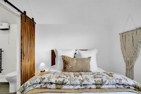 Photo of property in 1/8 Hobday Lane, Mount Pleasant, Christchurch, 8081