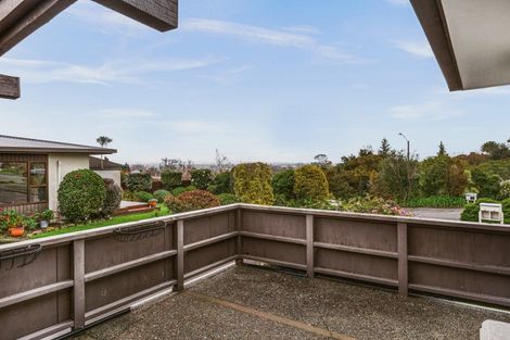 Photo of property in 1/34 Busby Hill, Havelock North, 4130