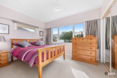 Photo of property in 18 Holyoake Crescent, Avalon, Lower Hutt, 5011