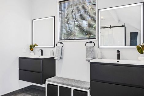 Photo of property in 209 Queenspark Drive, Parklands, Christchurch, 8083