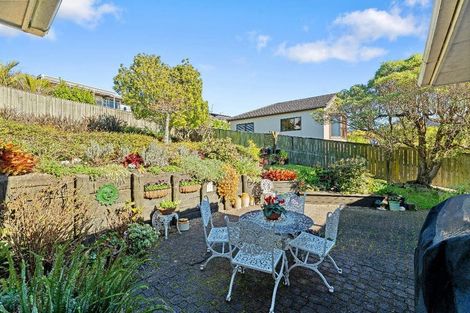 Photo of property in 42 Evelyn Road, Cockle Bay, Auckland, 2014