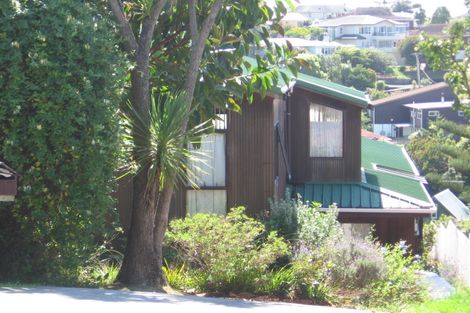 Photo of property in 2/8 Braemar Road, Rothesay Bay, Auckland, 0630