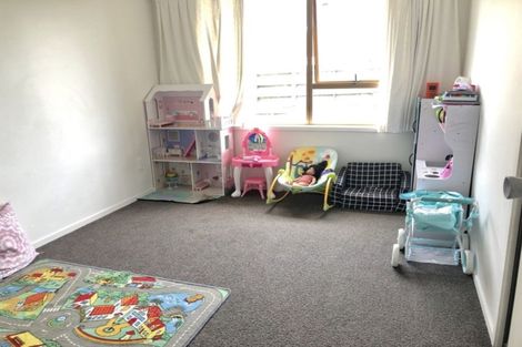 Photo of property in 1/205 Bucklands Beach Road, Bucklands Beach, Auckland, 2012