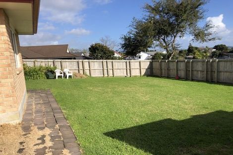 Photo of property in 21 Sheralee Place, Bucklands Beach, Auckland, 2014