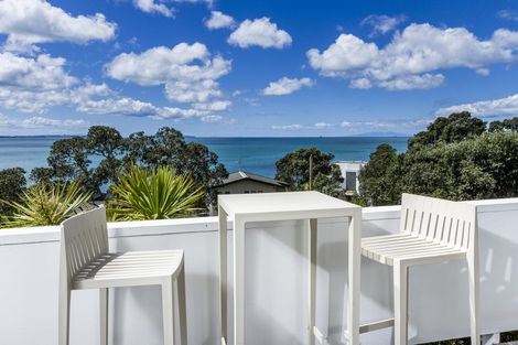 Photo of property in 29 Whitby Crescent, Mairangi Bay, Auckland, 0630