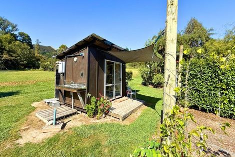 Photo of property in 53 Nyhane Drive, Ligar Bay, Takaka, 7183