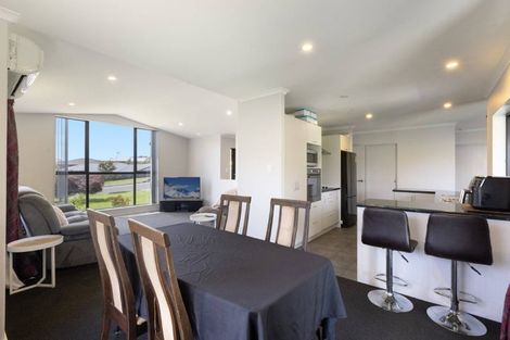 Photo of property in 182 Ballintoy Park Drive, Welcome Bay, Tauranga, 3175