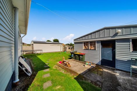 Photo of property in 287 South Road, Hawera, 4610