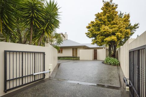 Photo of property in 17a Montgomery Terrace, Hokowhitu, Palmerston North, 4410