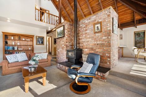 Photo of property in 18 Inverness Crescent, Arrowtown, 9302