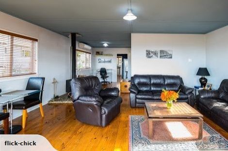 Photo of property in 1/448 Whangaparaoa Road, Stanmore Bay, Whangaparaoa, 0932